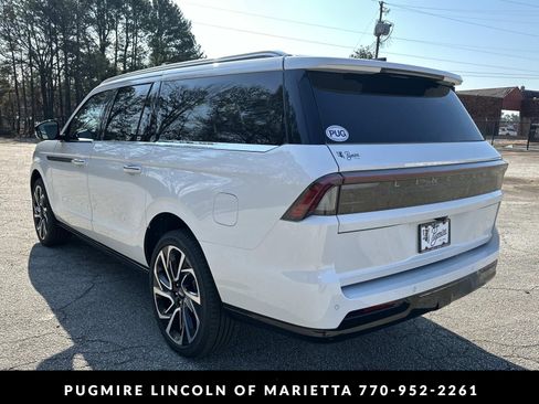 New 2026 Lincoln Navigator L Reserve AWD/4WD image 5