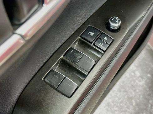 Used 2021 Toyota Camry XLE FWD image 22