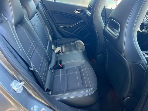 Used 2017 Mercedes-Benz GLA 250 image 16