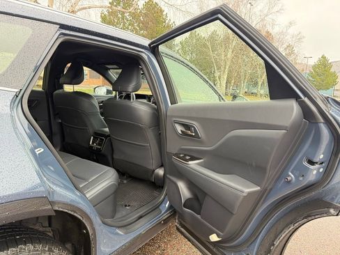 Used 2025 Toyota Crown Signia image 19