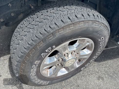 Used 2024 RAM 2500 Big Horn AWD/4WD image 2