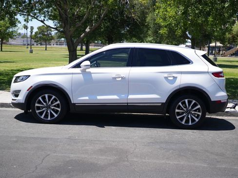 Used 2019 Lincoln MKC Reserve w/ MKC Technology Package FWD image 3
