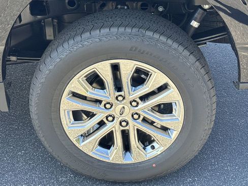 New 2025 Ford F150 Lariat w/ Equipment Group 501A Mid image 19