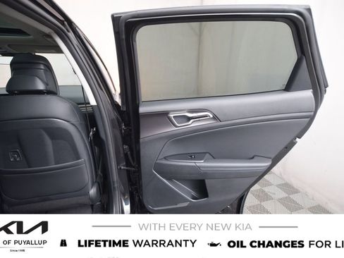 New 2026 Kia Sportage EX image 13