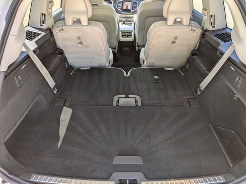 Certified 2024 Volvo XC90 B6 Plus w/ Protection Package Premier AWD/4WD image 26