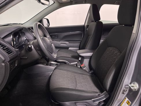 Used 2024 Mitsubishi Outlander Sport ES image 12