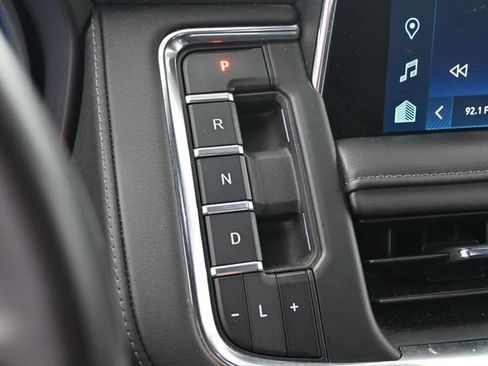 Used 2024 Chevrolet Tahoe LT AWD/4WD image 25