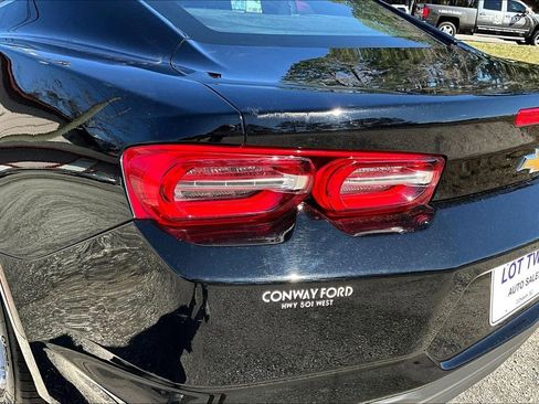 Used 2022 Chevrolet Camaro LT RWD image 23