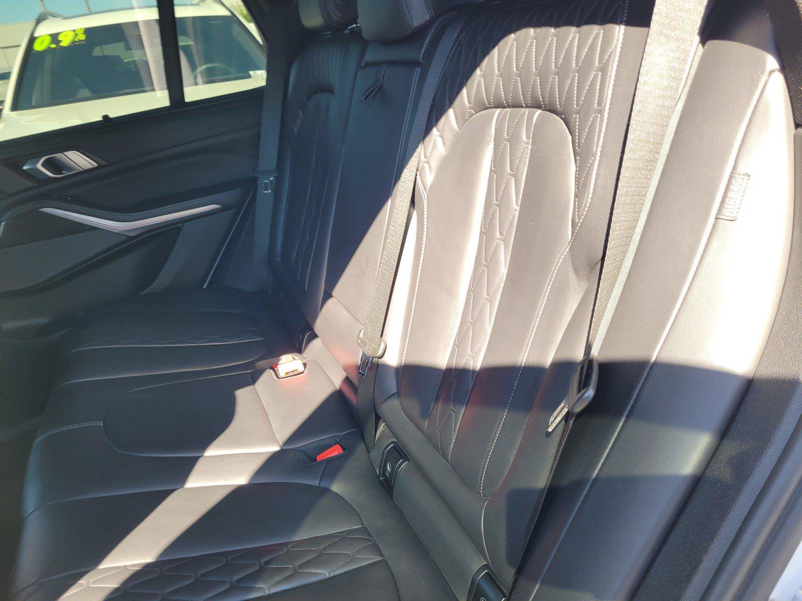 Used 2023 BMW X5 M50i w/ Executive Package AWD/4WD image 15