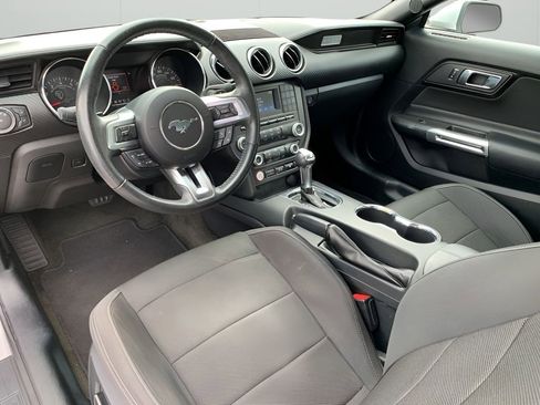 Used 2016 Ford Mustang Convertible w/ Equipment Group 051A image 15