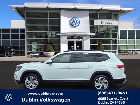 Certified 2023 Volkswagen Atlas SE w/ Panoramic Sunroof Package AWD/4WD image 7