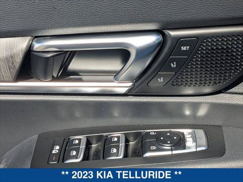 Used 2023 Kia Telluride SX FWD image 11