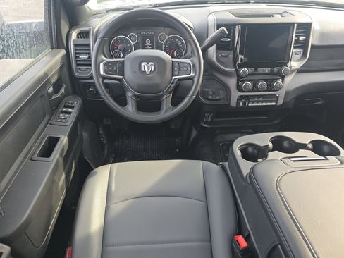 New 2026 RAM 5500 Tradesman w/ Chrome Appearance Group AWD/4WD image 25