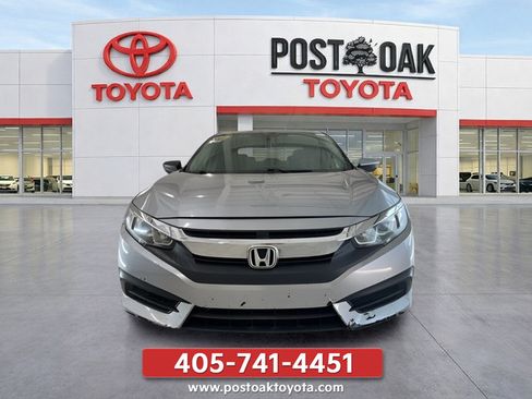 Used 2018 Honda Civic LX image 3