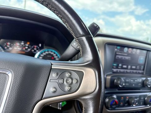 Used 2018 GMC Sierra 1500 Denali AWD/4WD image 17