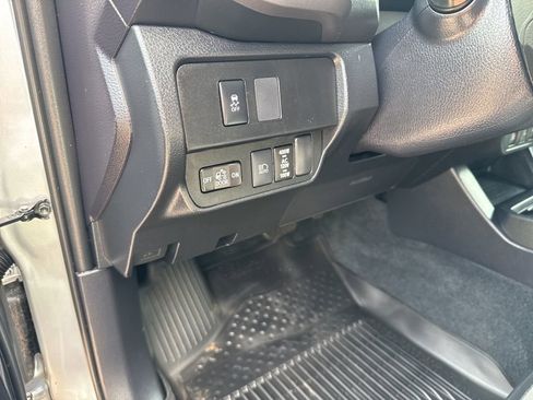 Used 2020 Toyota Tacoma TRD Sport w/ Technology Package image 17