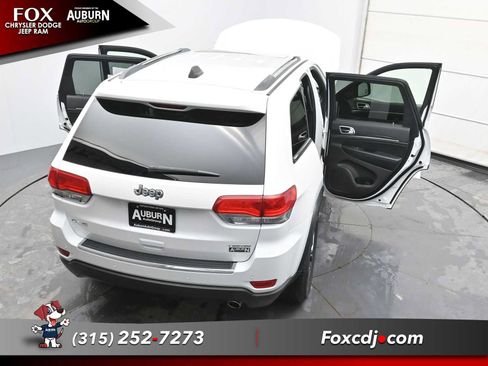 Used 2019 Jeep Grand Cherokee Limited image 37