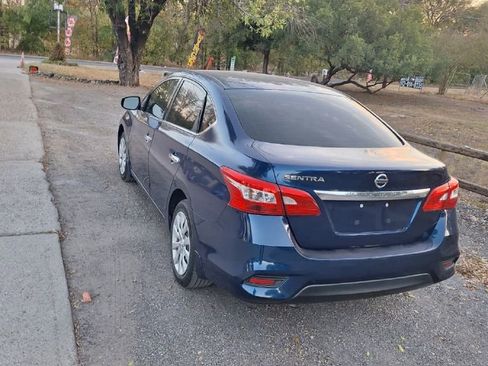 Used 2018 Nissan Sentra S image 5
