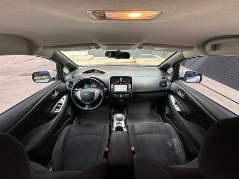 Used 2013 Nissan Leaf SV w/ LED & Quick Charge Pkg image 32