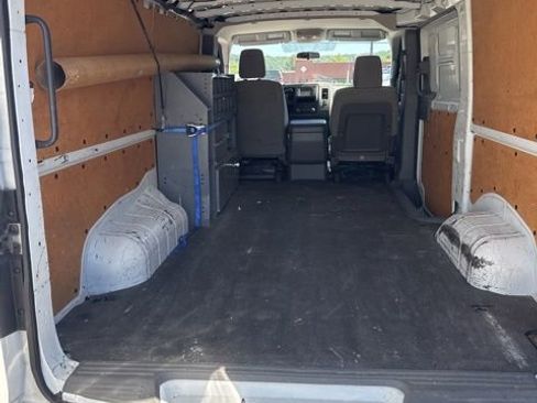 Used 2015 Nissan NV 2500 SL w/ Technology Package RWD image 6