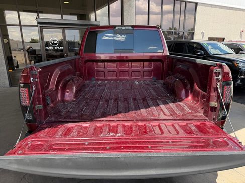 Used 2017 RAM 2500 SLT w/ Luxury Group AWD/4WD image 21