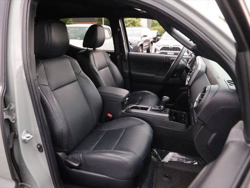 Certified 2023 Toyota Tacoma TRD Sport w/ TRD Premium Sport Package AWD/4WD image 27