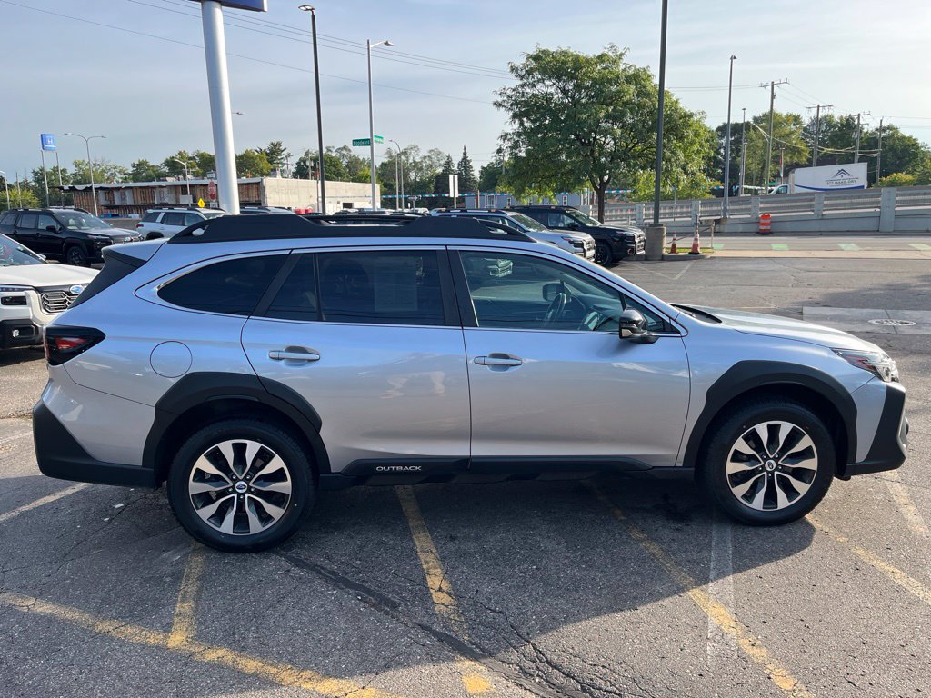 Certified 2024 Subaru Outback Limited XT AWD/4WD image 2
