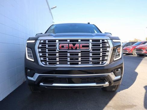 New 2026 GMC Yukon Denali w/ Sun & Power Step Package AWD/4WD image 2