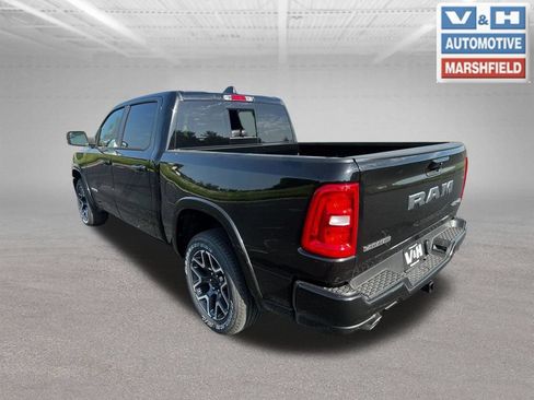 Used 2025 RAM 1500 Laramie AWD/4WD image 6