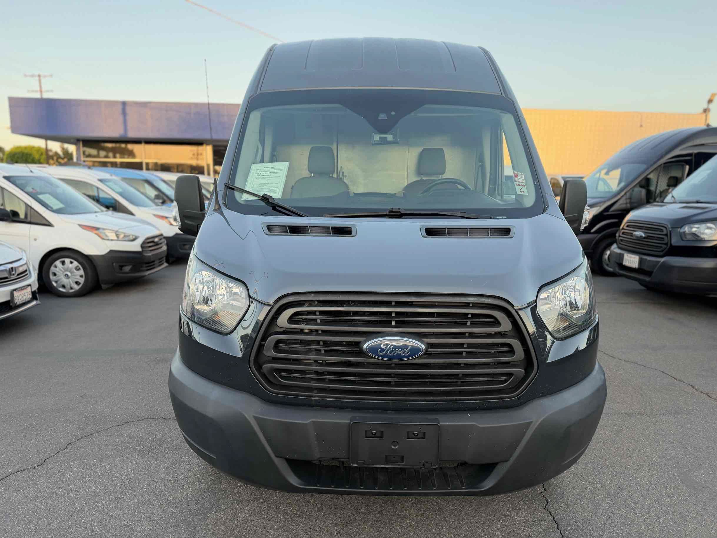 Used 2019 Ford Transit 250 148 High Roof Extended RWD image 7