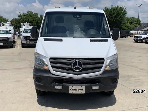 Used 2017 Mercedes-Benz Sprinter 3500 w/ Suspension Package II image 10
