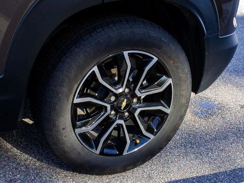 Used 2022 Chevrolet TrailBlazer ACTIV w/ Sun and Liftgate Package image 6