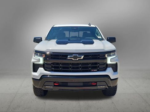 Used 2024 Chevrolet Silverado 1500 LT Trail Boss w/ Convenience Package II AWD/4WD image 9