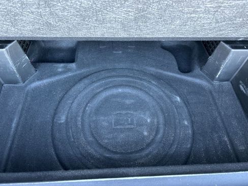 Used 2020 Chevrolet Equinox Premier image 41