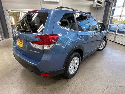 Used 2021 Subaru Forester image 5