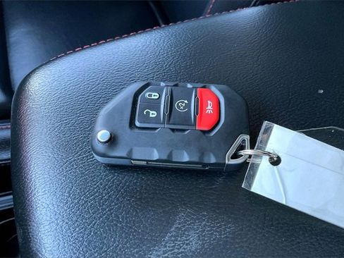 Used 2020 Jeep Gladiator Rubicon image 10