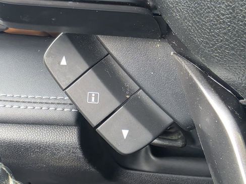 Used 2020 Subaru Outback Touring XT AWD/4WD image 28