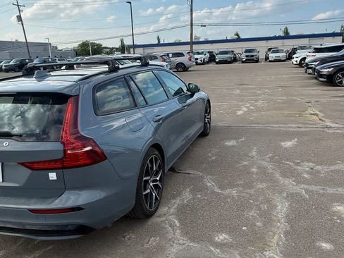 Used 2024 Volvo V60 T8 Polestar AWD/4WD image 5