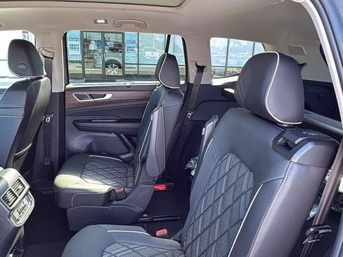 New 2026 Volkswagen Atlas SEL Premium R-Line AWD/4WD image 15