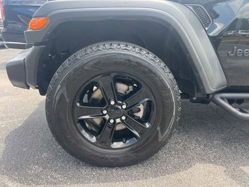 Used 2020 Jeep Wrangler Unlimited Sport AWD/4WD image 5