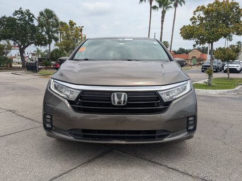 Used 2021 Honda Odyssey EX-L image 3