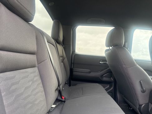 Certified 2023 Nissan Frontier SV w/ Midnight Edition Package RWD image 32