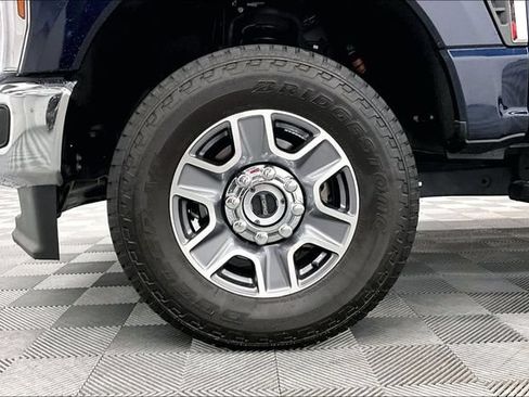 Used 2025 Ford F350 Lariat w/ Camper Package AWD/4WD image 9