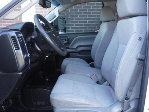 Used 2019 Chevrolet Silverado 2500 W/T w/ WT Convenience Package AWD/4WD image 8