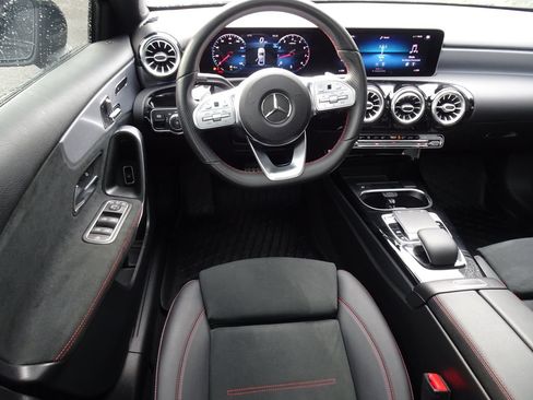 Used 2020 Mercedes-Benz A 220 4MATIC image 14