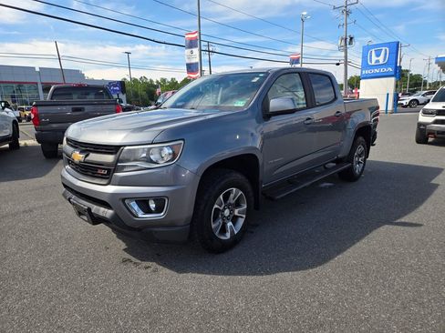 Used 2018 Chevrolet Colorado Z71 AWD/4WD image 10