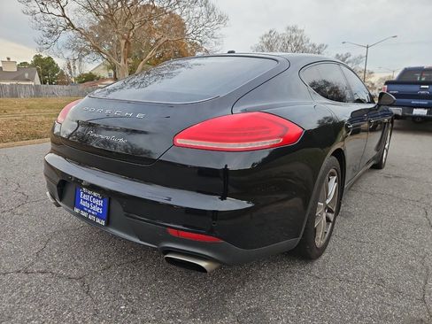 Used 2014 Porsche Panamera 4 image 5