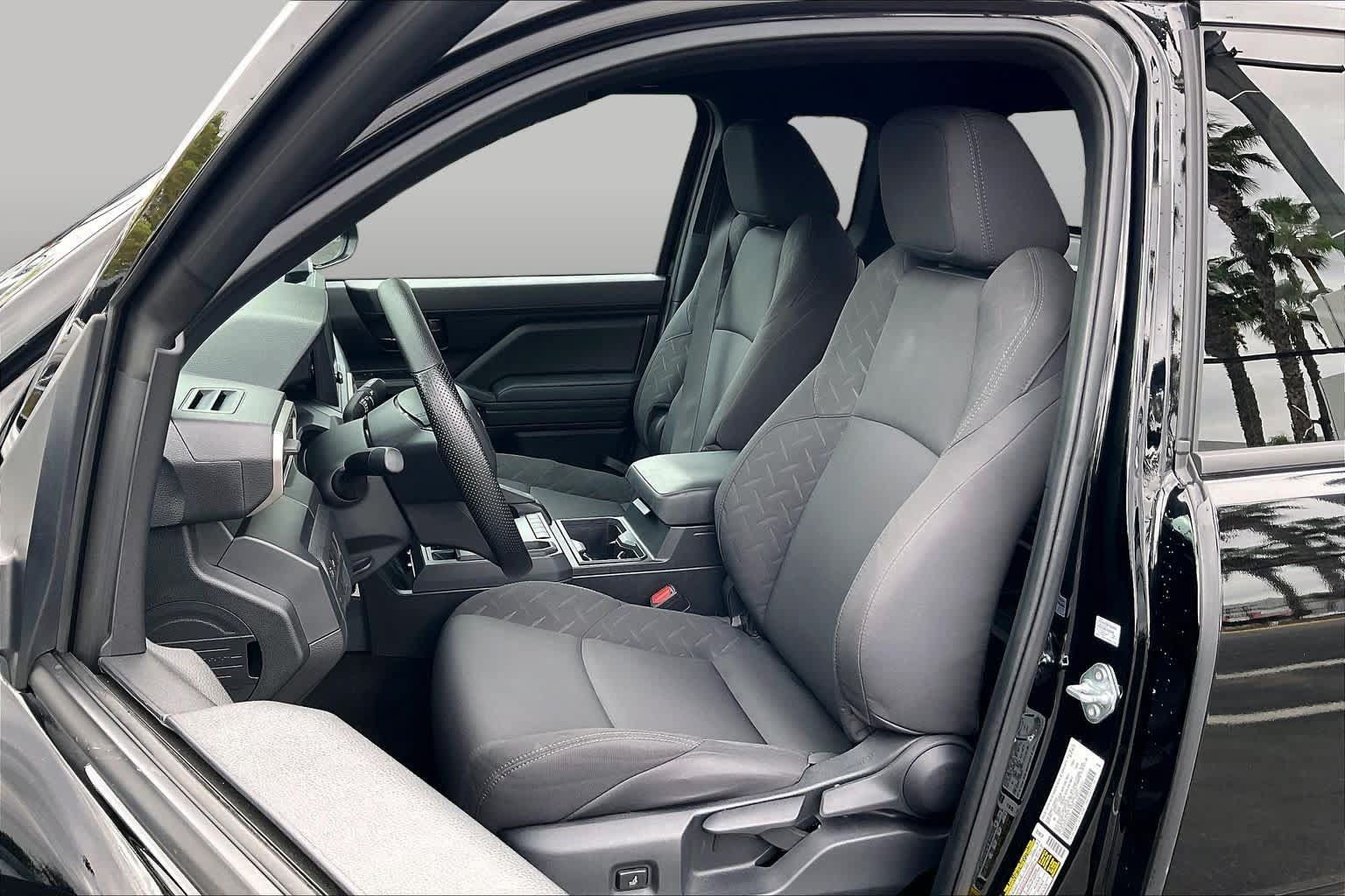 Used 2025 Toyota Tacoma SR RWD image 7