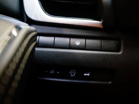 Certified 2023 Nissan Rogue SL AWD/4WD image 43