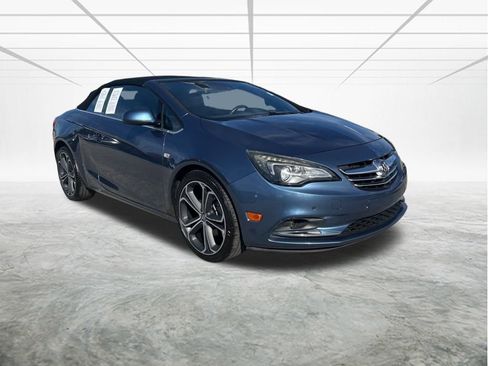 Used 2016 Buick Cascada Premium image 2